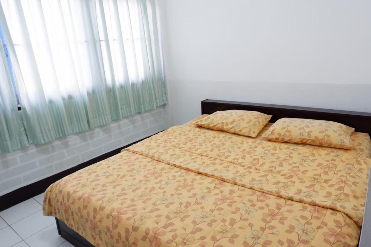 Chokchai Hotel Sai Yok Buitenkant foto