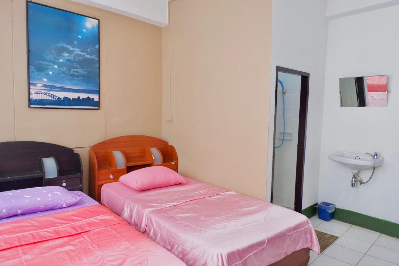Chokchai Hotel Sai Yok Buitenkant foto