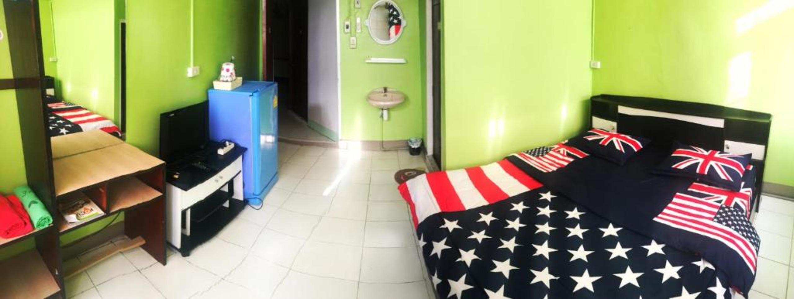 Chokchai Hotel Sai Yok Buitenkant foto
